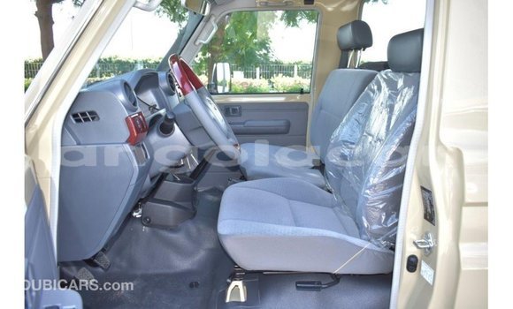 Buy Import Toyota Land Cruiser Beige Car in Import - Dubai in Bengo Province Buy Import Toyota Land Cruiser Beige Car in Import - Dubai in Bengo Province