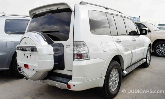 Buy Import Mitsubishi Pajero White Car in Import - Dubai in Bengo Province Buy Import Mitsubishi Pajero White Car in Import - Dubai in Bengo Province