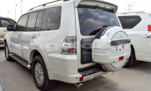 Buy Import Mitsubishi Pajero White Car in Import - Dubai in Bengo Province Buy Import Mitsubishi Pajero White Car in Import - Dubai in Bengo Province