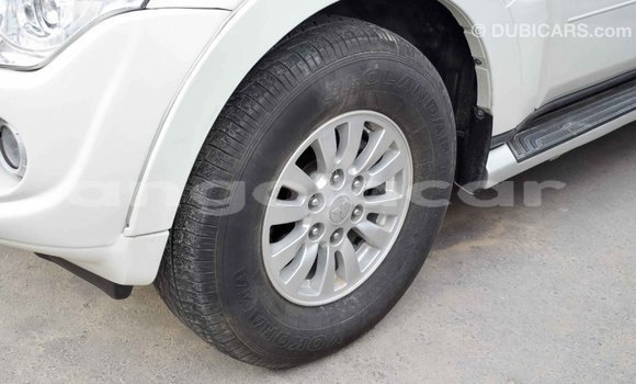 Buy Import Mitsubishi Pajero White Car in Import - Dubai in Bengo Province Buy Import Mitsubishi Pajero White Car in Import - Dubai in Bengo Province