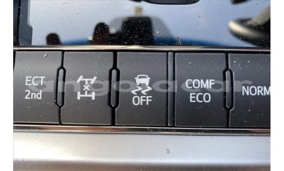 Comprar Importar Toyota Land Cruiser Preto Carro em Import - Dubai em Bengo Province Comprar Importar Toyota Land Cruiser Preto Carro em Import - Dubai em Bengo Province