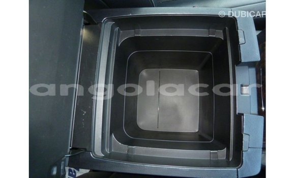 Comprar Importar Toyota Land Cruiser Branco Carro em Import - Dubai em Bengo Province Comprar Importar Toyota Land Cruiser Branco Carro em Import - Dubai em Bengo Province