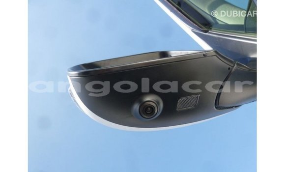 Comprar Importar Toyota Land Cruiser Branco Carro em Import - Dubai em Bengo Province Comprar Importar Toyota Land Cruiser Branco Carro em Import - Dubai em Bengo Province