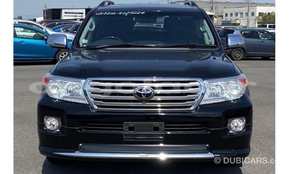 Comprar Importar Toyota Land Cruiser Preto Carro em Import - Dubai em Bengo Province Comprar Importar Toyota Land Cruiser Preto Carro em Import - Dubai em Bengo Province