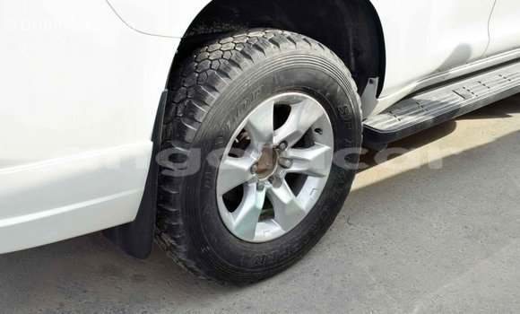 Comprar Importar Toyota Prado Branco Carro em Import - Dubai em Bengo Province Comprar Importar Toyota Prado Branco Carro em Import - Dubai em Bengo Province