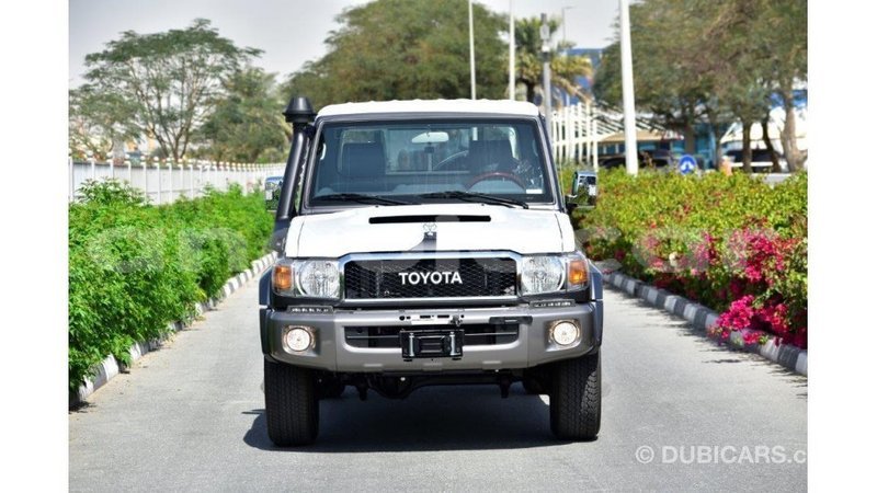 Big with watermark toyota land cruiser bengo province import dubai 7848