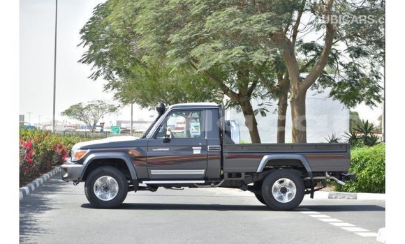 Buy Import Toyota Land Cruiser Other Car in Import - Dubai in Bengo Province Buy Import Toyota Land Cruiser Other Car in Import - Dubai in Bengo Province