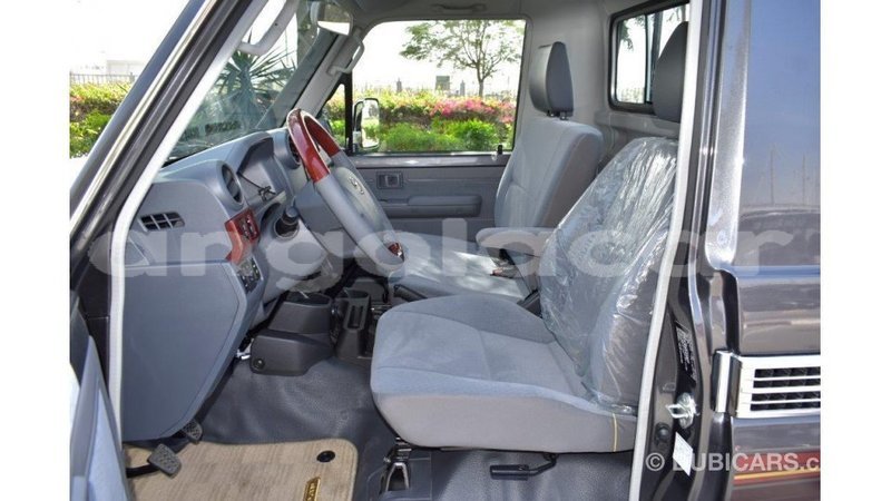 Big with watermark toyota land cruiser bengo province import dubai 7848