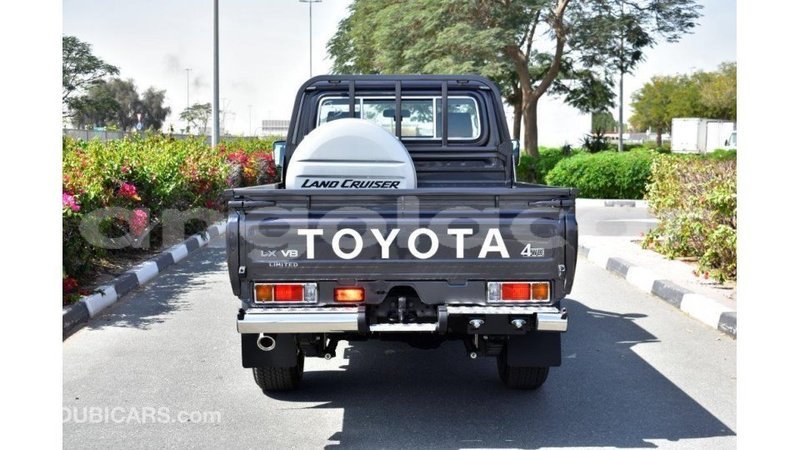 Big with watermark toyota land cruiser bengo province import dubai 7848