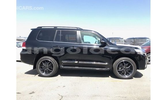 Comprar Importar Toyota Land Cruiser Preto Carro em Import - Dubai em Bengo Province Comprar Importar Toyota Land Cruiser Preto Carro em Import - Dubai em Bengo Province