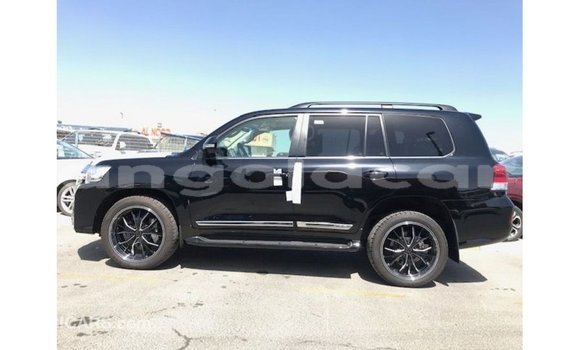 Comprar Importar Toyota Land Cruiser Preto Carro em Import - Dubai em Bengo Province Comprar Importar Toyota Land Cruiser Preto Carro em Import - Dubai em Bengo Province