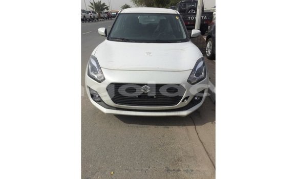 Comprar Importar Suzuki Swift Branco Carro em Import - Dubai em Bengo Province Comprar Importar Suzuki Swift Branco Carro em Import - Dubai em Bengo Province