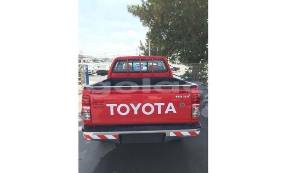 Comprar Importar Toyota Hilux Vermelho Carro em Import - Dubai em Bengo Province Comprar Importar Toyota Hilux Vermelho Carro em Import - Dubai em Bengo Province