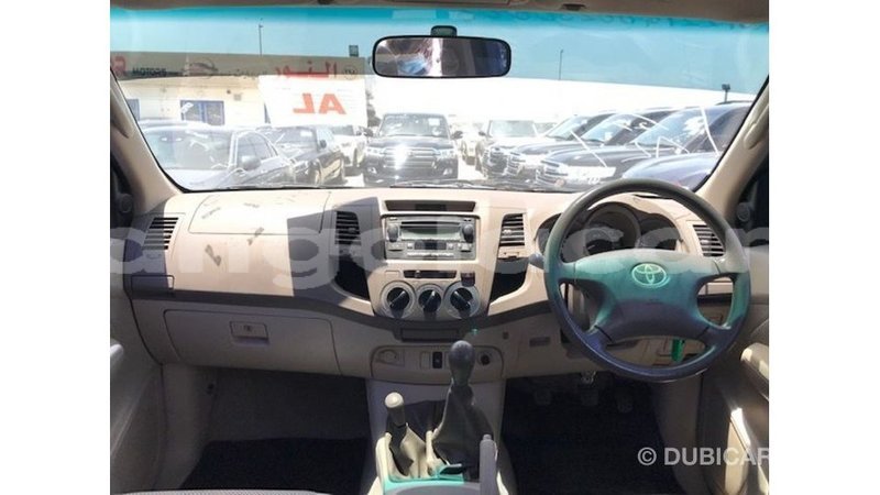 Big with watermark toyota hilux bengo province import dubai 7856