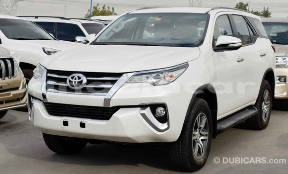 Comprar Importar Toyota Fortuner Branco Carro em Import - Dubai em Bengo Province Comprar Importar Toyota Fortuner Branco Carro em Import - Dubai em Bengo Province