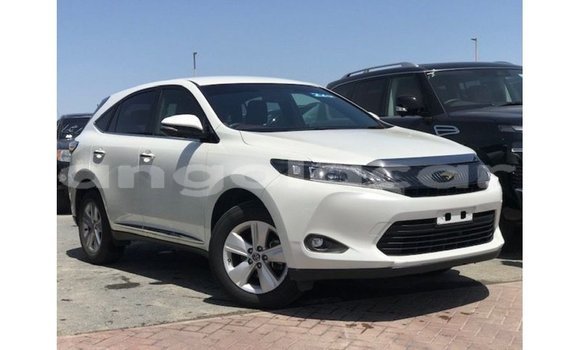 Comprar Importar Toyota Harrier Branco Carro em Import - Dubai em Bengo Province Comprar Importar Toyota Harrier Branco Carro em Import - Dubai em Bengo Province
