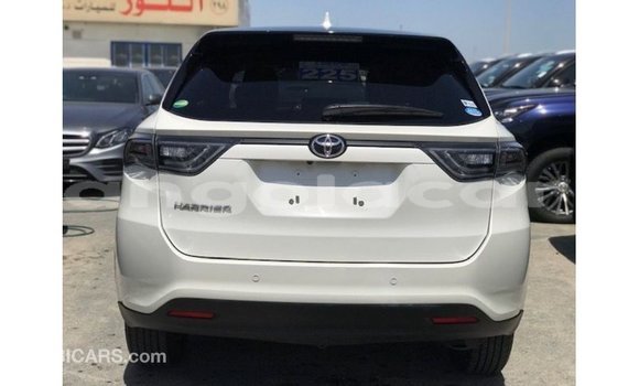 Comprar Importar Toyota Harrier Branco Carro em Import - Dubai em Bengo Province Comprar Importar Toyota Harrier Branco Carro em Import - Dubai em Bengo Province