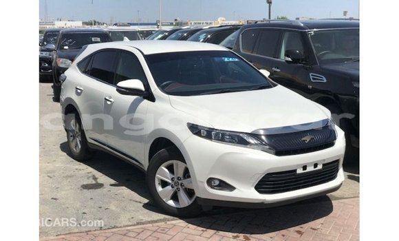 Comprar Importar Toyota Harrier Branco Carro em Import - Dubai em Bengo Province Comprar Importar Toyota Harrier Branco Carro em Import - Dubai em Bengo Province
