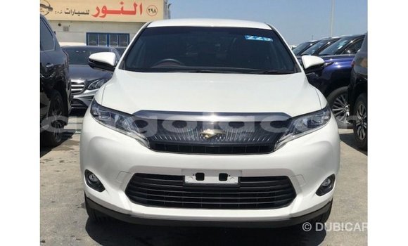 Comprar Importar Toyota Harrier Branco Carro em Import - Dubai em Bengo Province Comprar Importar Toyota Harrier Branco Carro em Import - Dubai em Bengo Province