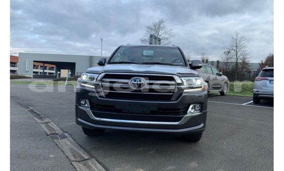 Buy Import Toyota Land Cruiser Other Car in Import - Dubai in Bengo Province Buy Import Toyota Land Cruiser Other Car in Import - Dubai in Bengo Province