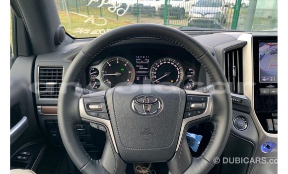 Buy Import Toyota Land Cruiser Other Car in Import - Dubai in Bengo Province Buy Import Toyota Land Cruiser Other Car in Import - Dubai in Bengo Province