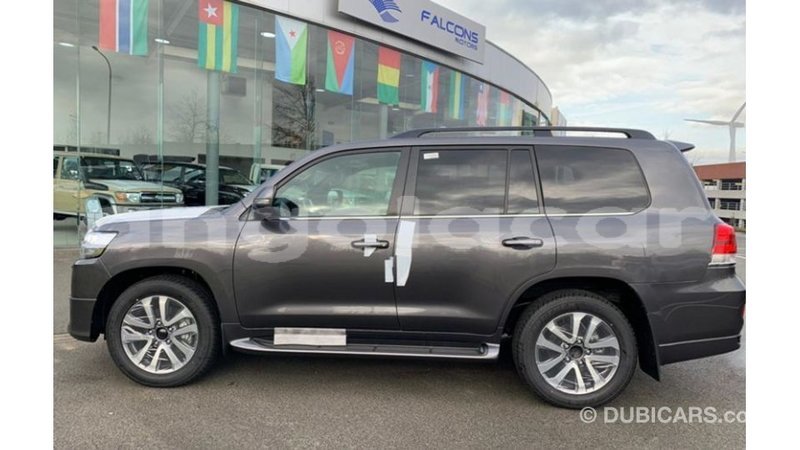 Big with watermark toyota land cruiser bengo province import dubai 7862