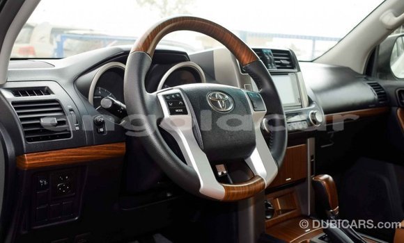 Comprar Importar Toyota Prado Branco Carro em Import - Dubai em Bengo Province Comprar Importar Toyota Prado Branco Carro em Import - Dubai em Bengo Province