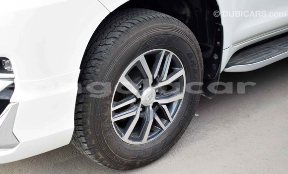 Comprar Importar Toyota Prado Branco Carro em Import - Dubai em Bengo Province Comprar Importar Toyota Prado Branco Carro em Import - Dubai em Bengo Province