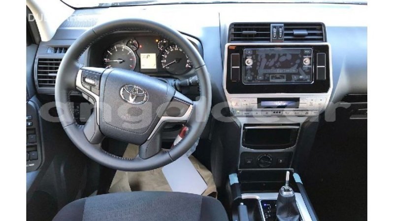 Big with watermark toyota prado bengo province import dubai 7872