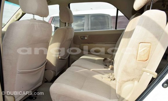 Comprar Importar Toyota Fortuner Branco Carro em Import - Dubai em Bengo Province Comprar Importar Toyota Fortuner Branco Carro em Import - Dubai em Bengo Province