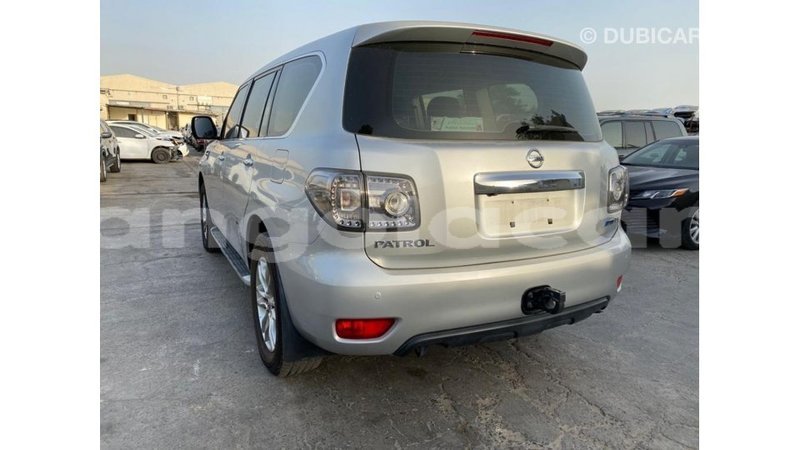 Big with watermark nissan patrol bengo province import dubai 7875