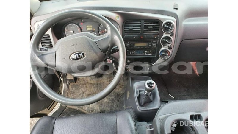 Big with watermark kia carens bengo province import dubai 7876