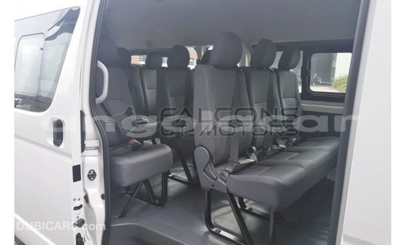 Buy Import Toyota Hiace White Car in Import - Dubai in Bengo Province Buy Import Toyota Hiace White Car in Import - Dubai in Bengo Province