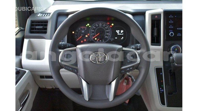 Big with watermark toyota hiace bengo province import dubai 7878