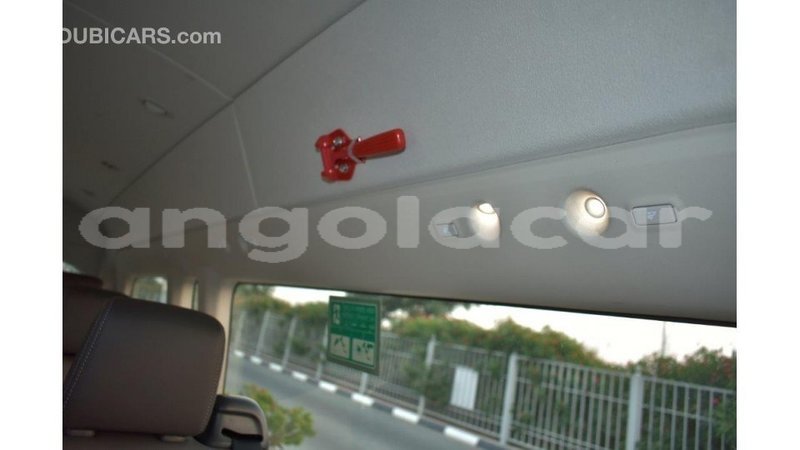 Big with watermark toyota hiace bengo province import dubai 7878