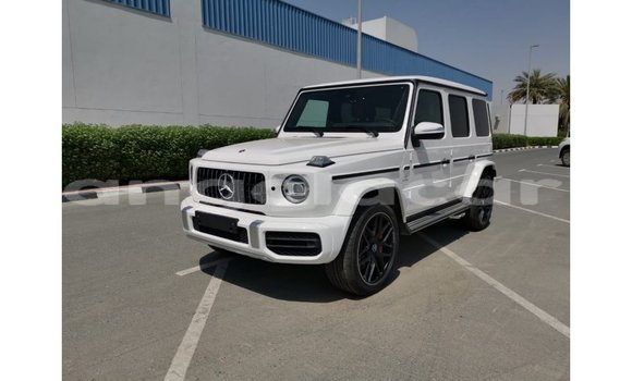 Comprar Importar Mercedes-Benz 190 Branco Carro em Import - Dubai em Bengo Province Comprar Importar Mercedes-Benz 190 Branco Carro em Import - Dubai em Bengo Province