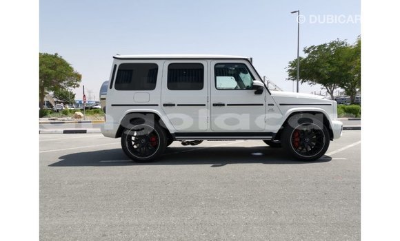 Comprar Importar Mercedes-Benz 190 Branco Carro em Import - Dubai em Bengo Province Comprar Importar Mercedes-Benz 190 Branco Carro em Import - Dubai em Bengo Province