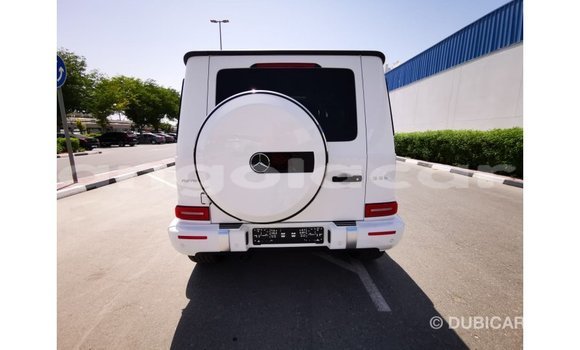 Comprar Importar Mercedes-Benz 190 Branco Carro em Import - Dubai em Bengo Province Comprar Importar Mercedes-Benz 190 Branco Carro em Import - Dubai em Bengo Province
