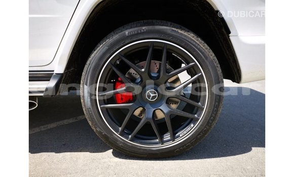 Comprar Importar Mercedes-Benz 190 Branco Carro em Import - Dubai em Bengo Province Comprar Importar Mercedes-Benz 190 Branco Carro em Import - Dubai em Bengo Province