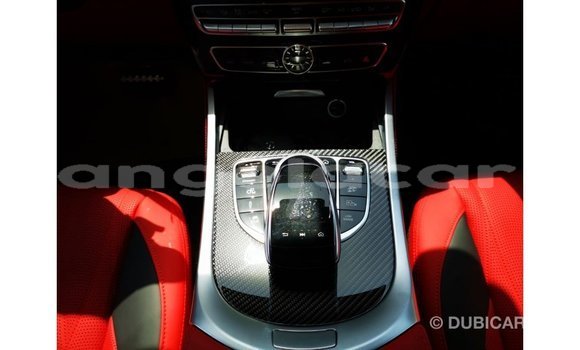 Comprar Importar Mercedes-Benz 190 Branco Carro em Import - Dubai em Bengo Province Comprar Importar Mercedes-Benz 190 Branco Carro em Import - Dubai em Bengo Province