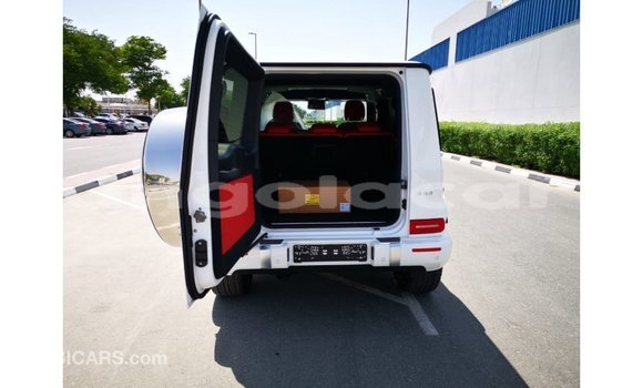 Comprar Importar Mercedes-Benz 190 Branco Carro em Import - Dubai em Bengo Province Comprar Importar Mercedes-Benz 190 Branco Carro em Import - Dubai em Bengo Province
