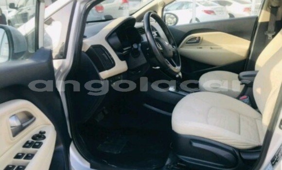 Buy New Kia rio Other Car in Luanda in Luanda Province Buy New Kia rio Other Car in Luanda in Luanda Province