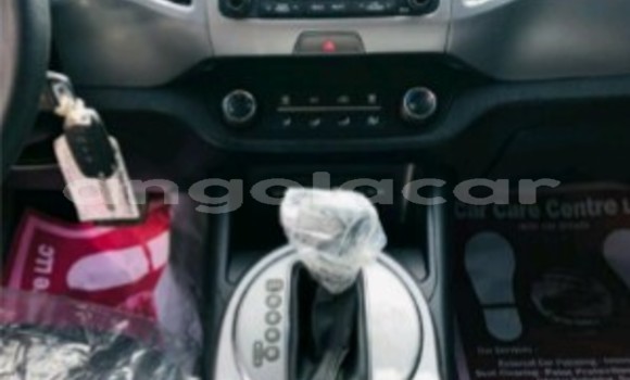 Acheter Neuf Voiture Kia Sportage Rouge à Luanda, Province de Luanda Acheter Neuf Voiture Kia Sportage Rouge à Luanda, Province de Luanda