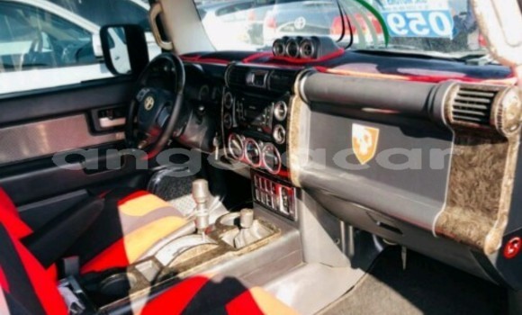 Acheter Neuf Voiture Toyota FJ Cruiser Noir à Luanda, Province de Luanda Acheter Neuf Voiture Toyota FJ Cruiser Noir à Luanda, Province de Luanda