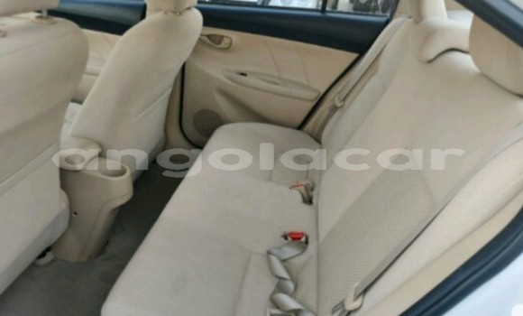 Acheter Neuf Voiture Toyota Yaris Blanc à Luanda, Province de Luanda Acheter Neuf Voiture Toyota Yaris Blanc à Luanda, Province de Luanda
