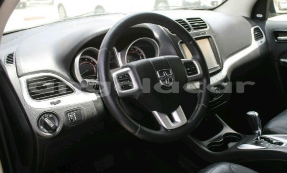 Comprar Novo Dodge Journey Branco Carro em Luanda em Luanda Province Comprar Novo Dodge Journey Branco Carro em Luanda em Luanda Province