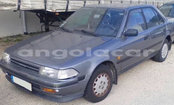 Acheter Occasion Voiture Toyota Carina Noir à Luanda, Province de Luanda Acheter Occasion Voiture Toyota Carina Noir à Luanda, Province de Luanda