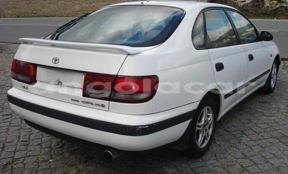 Acheter Occasion Voiture Toyota Carina Blanc à Luanda, Province de Luanda Acheter Occasion Voiture Toyota Carina Blanc à Luanda, Province de Luanda