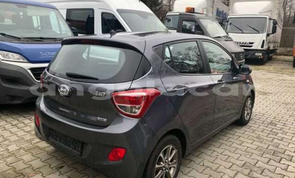 Comprar Usado Hyundai i10 Outro Carro em Luanda em Luanda Province Comprar Usado Hyundai i10 Outro Carro em Luanda em Luanda Province