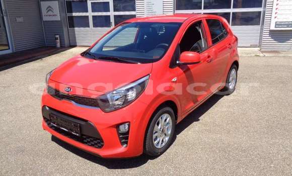 Acheter Occasion Voiture Kia Picanto Rouge à Luanda, Province de Luanda Acheter Occasion Voiture Kia Picanto Rouge à Luanda, Province de Luanda